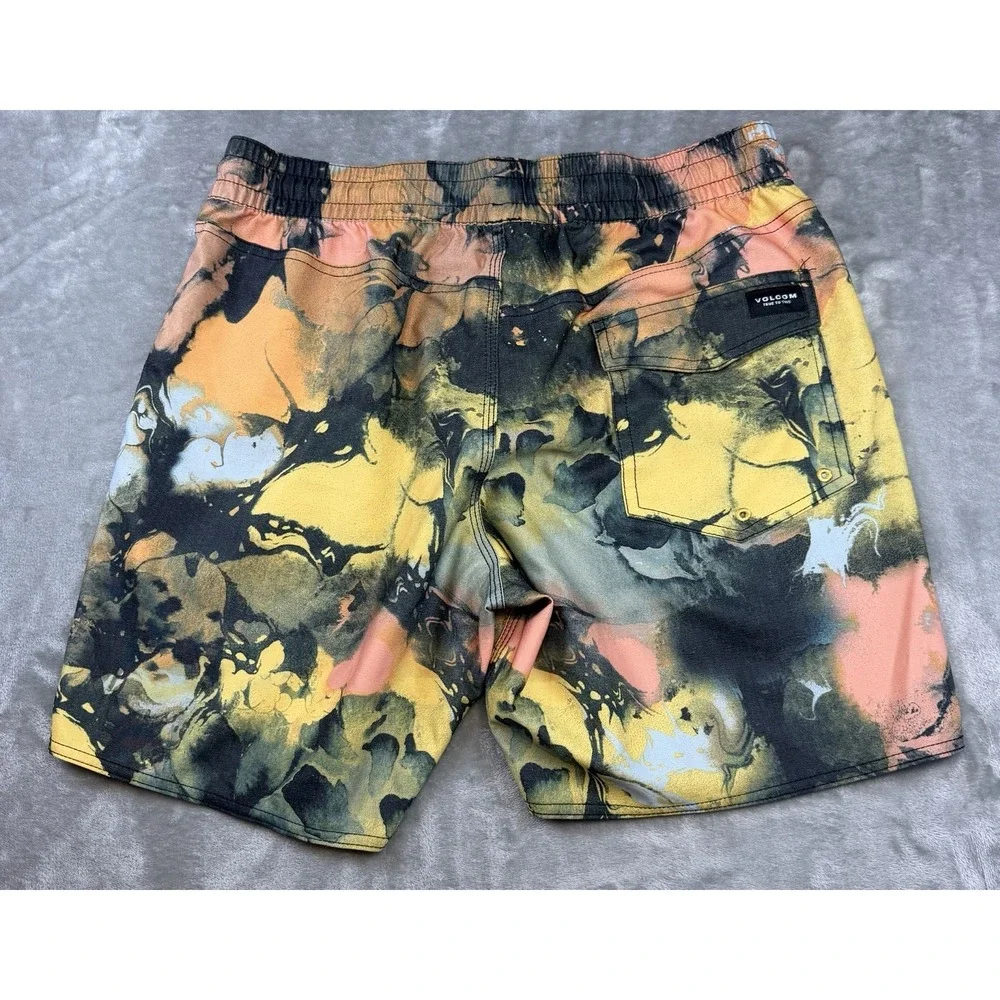 Volcom Stoneys Board Shorts Men's Size 32 Abstract Marble Watercolor Print Swim